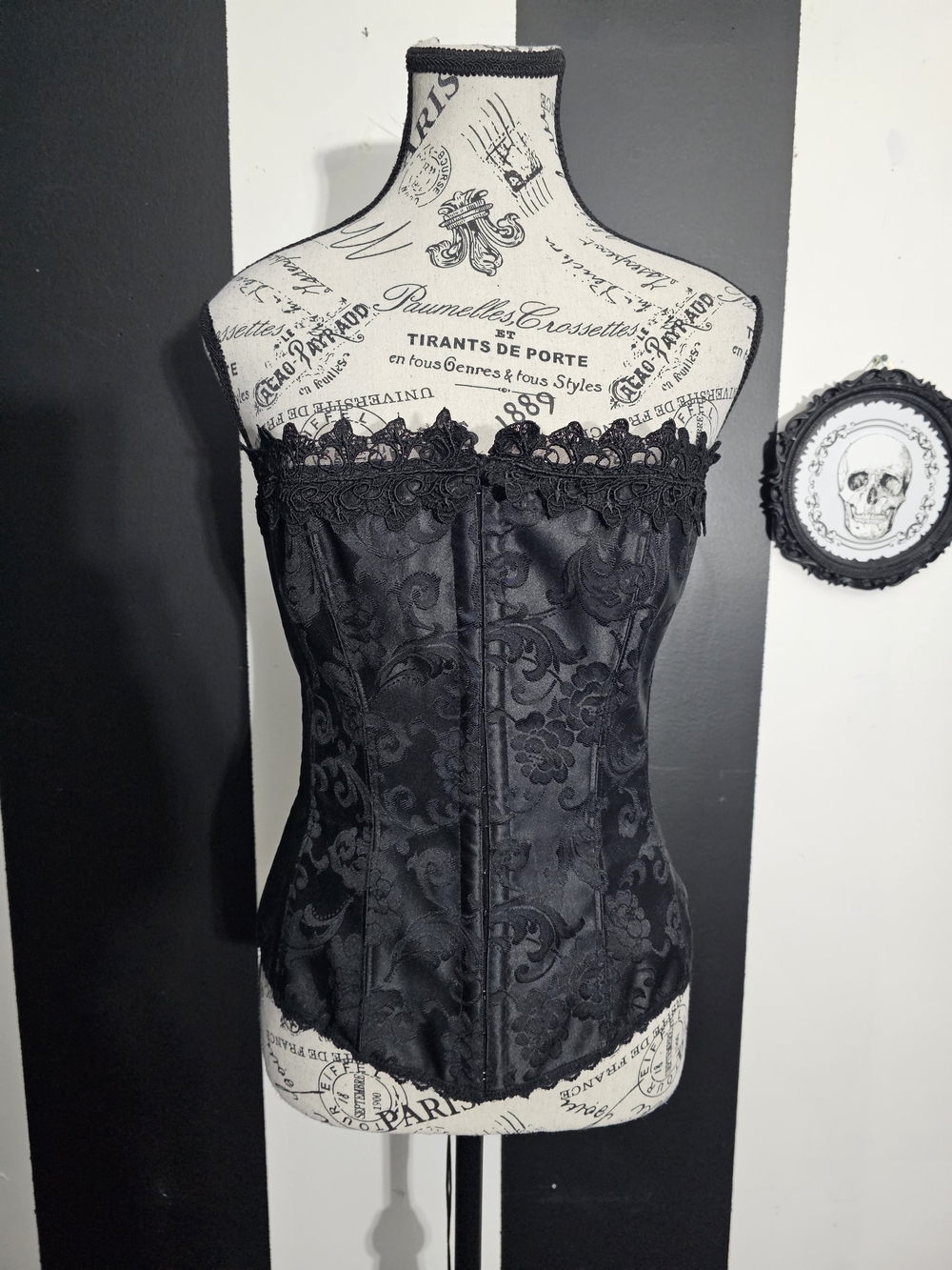 Frederick's of Hollywood Black Brocade Lace-Trim Corset Bustier
